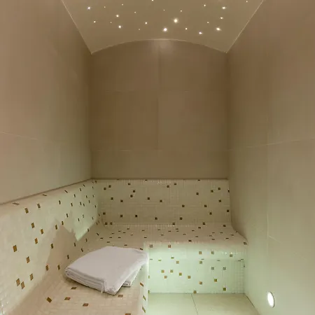 Black Door 4* Parigi